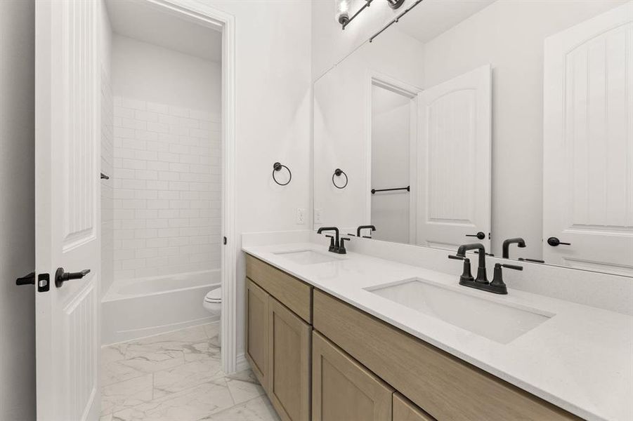 317 Slimp-Bathroom-2