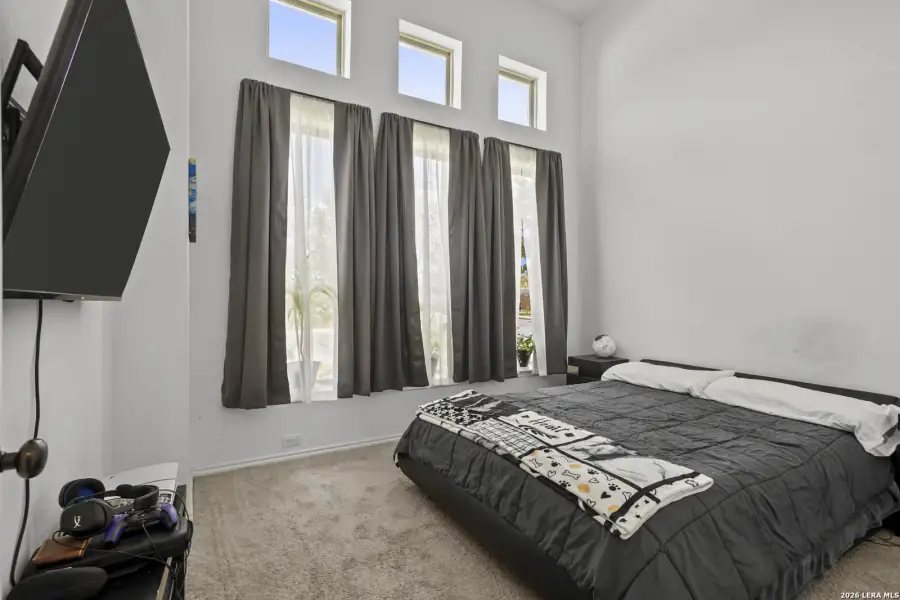 Furnished interior view inside a new home in Meadows of Mill Creek, Seguin (Image 31).
