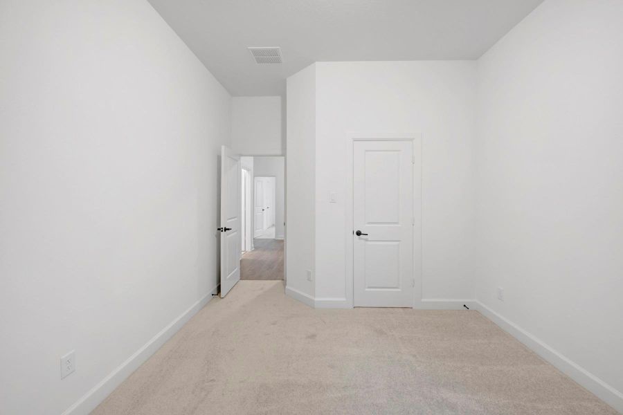 Spacious, unfurnished interior of a new home in Indigo 50’ Homesites, Richmond (Image 17).