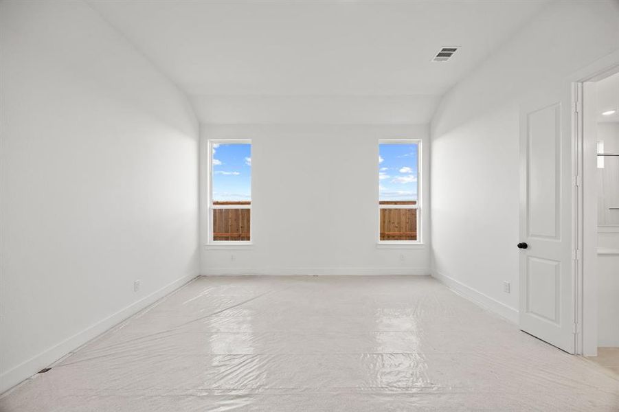 Spacious, unfurnished interior of a new home in The Heights at Uptown Celina, Celina (Image 21).