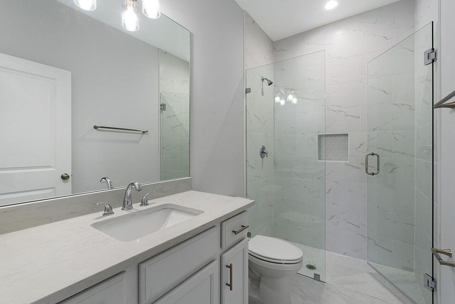 6215-4th-Ln-HigMedia-025-1280