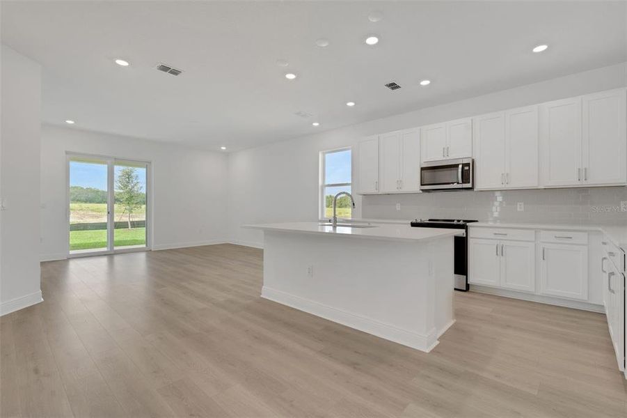 Furnished interior view inside a new home in Reserve at Hammock Oaks, Lady Lake (Image 6). Furnished interior view inside a new home in Reserve at Hammock Oaks, Lady Lake (Image 6).