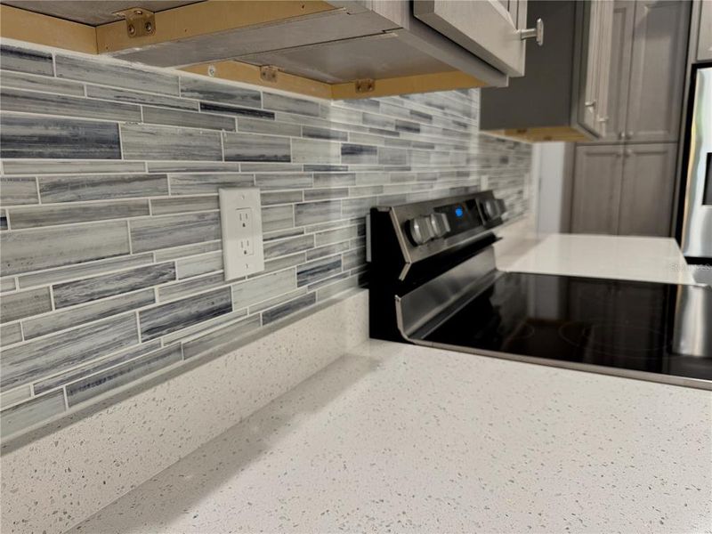 Close-up of interior finishes inside a home in , Dade City (Image 21).