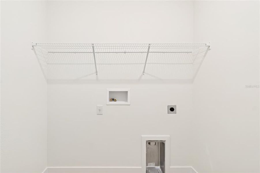 Spacious, unfurnished interior of a new home in North River Ranch – Townhomes, Parrish (Image 31).