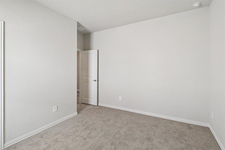 Photo is not of the actual home, but is an inspirational photo of builder’s model home and may depict options, furnishings, and/or decorator features that are not included.