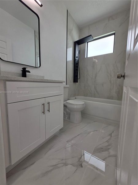 Image 42 of a home in .