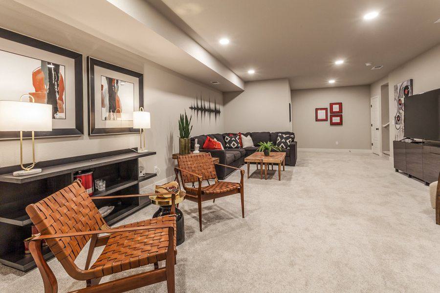 Representative furnished interior of a home built from the Galileo by Hartford Homes in Trailside, Timnath (Image 47).