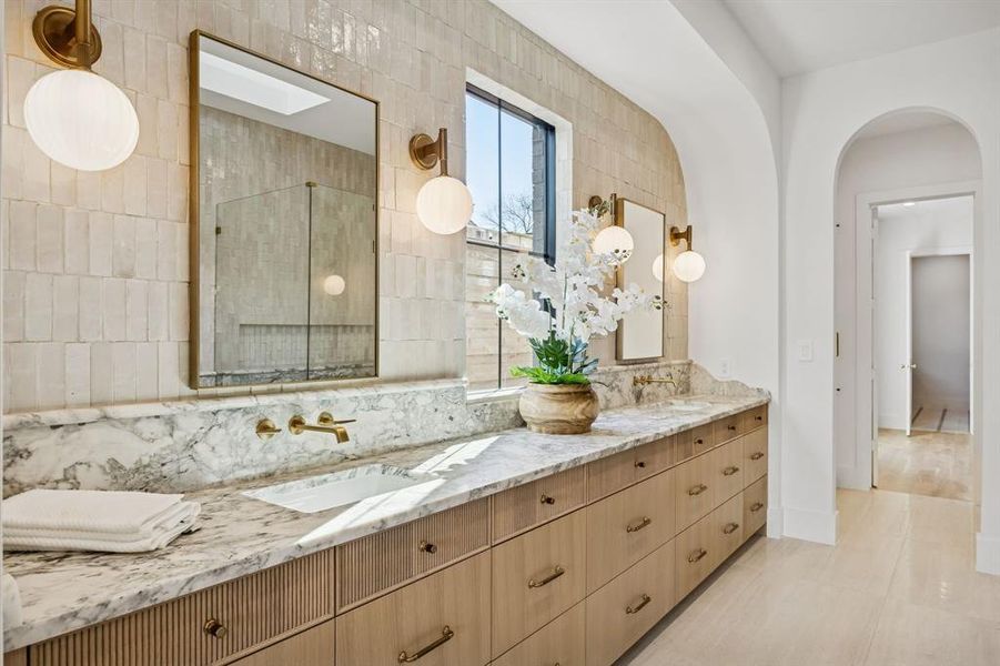 Furnished interior view inside a new home in , Dallas (Image 15).