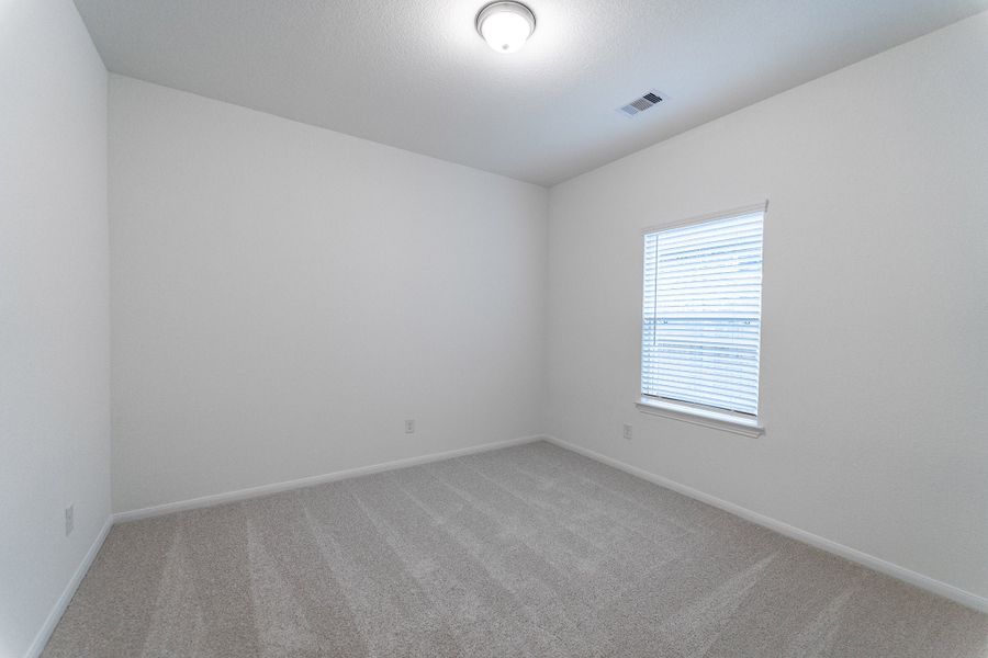 Spacious, unfurnished interior of a new home in Windrose Green, Angleton (Image 15).