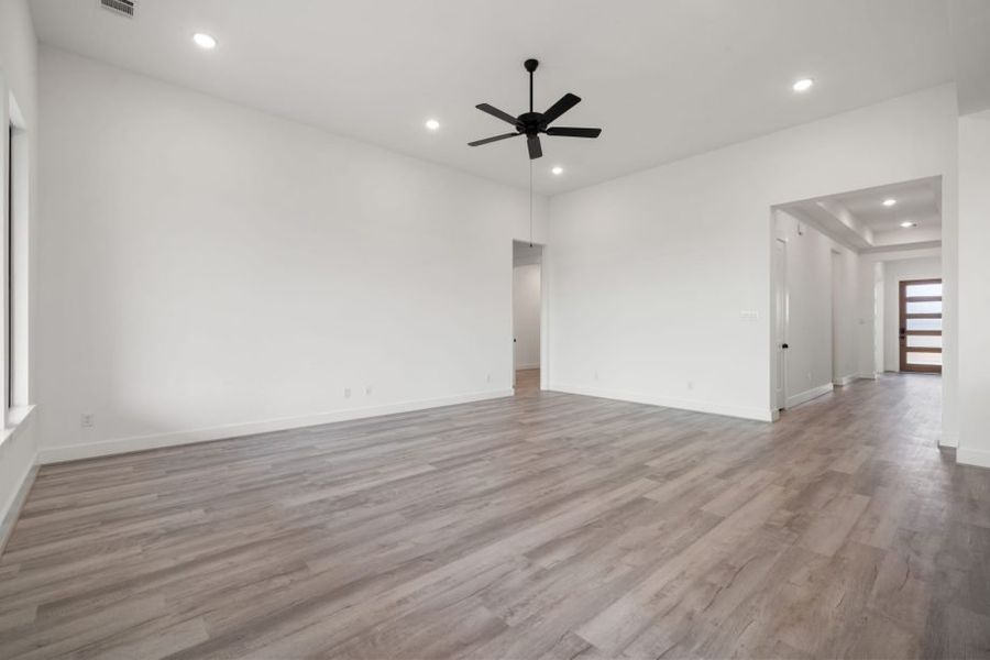 Representative unfurnished interior of a home built from the Alamo by HistoryMaker Homes in Hunters Crossing 60s, Sealy (Image 34). Representative unfurnished interior of a home built from the Alamo by HistoryMaker Homes in Hunters Crossing 60s, Sealy (Image 34).