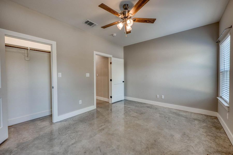Spacious, unfurnished interior of a new home in , Kingsland (Image 27). Spacious, unfurnished interior of a new home in , Kingsland (Image 27).