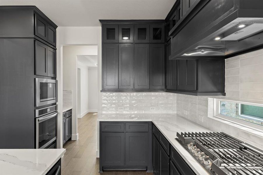 13. 6401 Tahoe - Kitchen (3) 13. 6401 Tahoe - Kitchen (3)