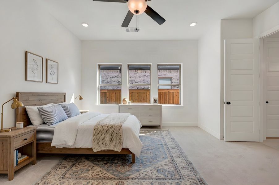 Furnished interior view inside a new home in Mantua Point Gardens, Van Alstyne (Image 6).