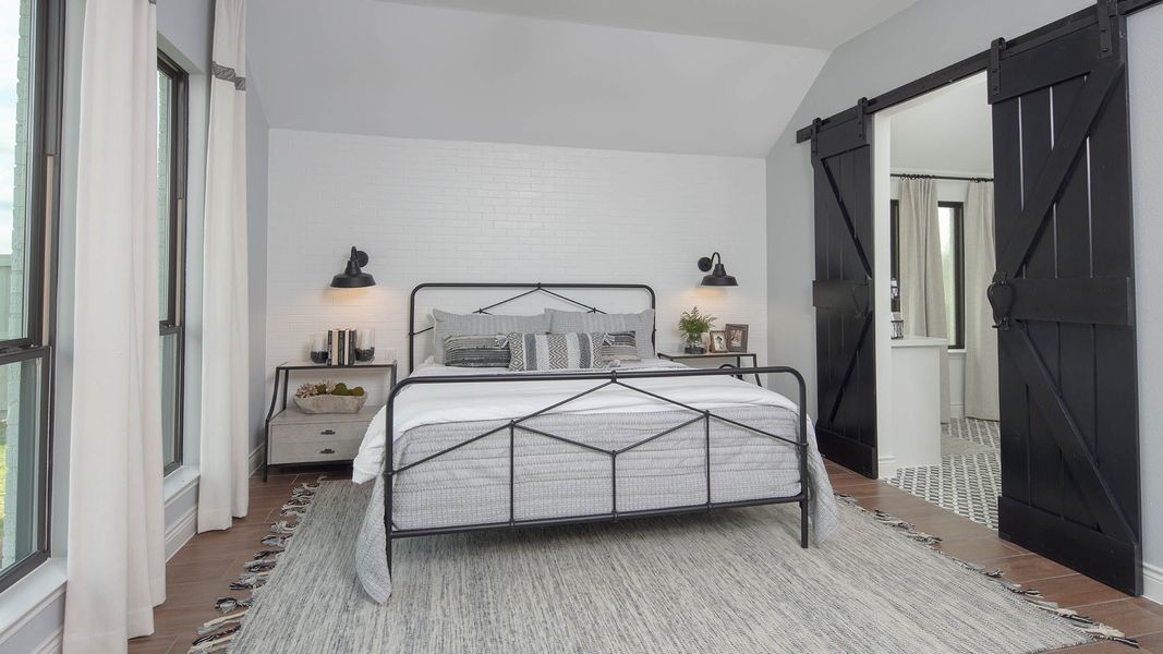 Furnished interior view inside a new home in Meadows of Mill Creek, Seguin (Image 47).