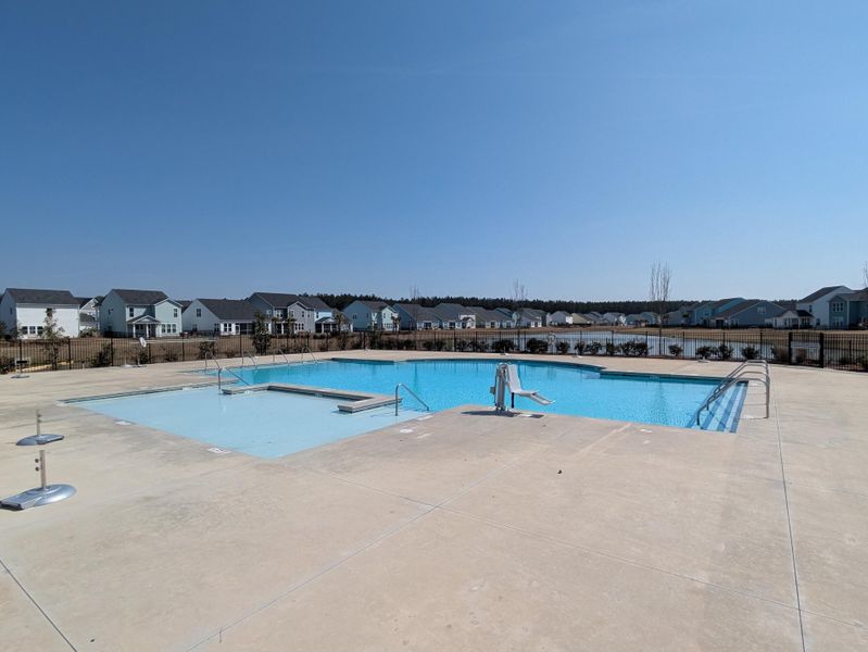 Community amenities in , Ravenel (Image 21).