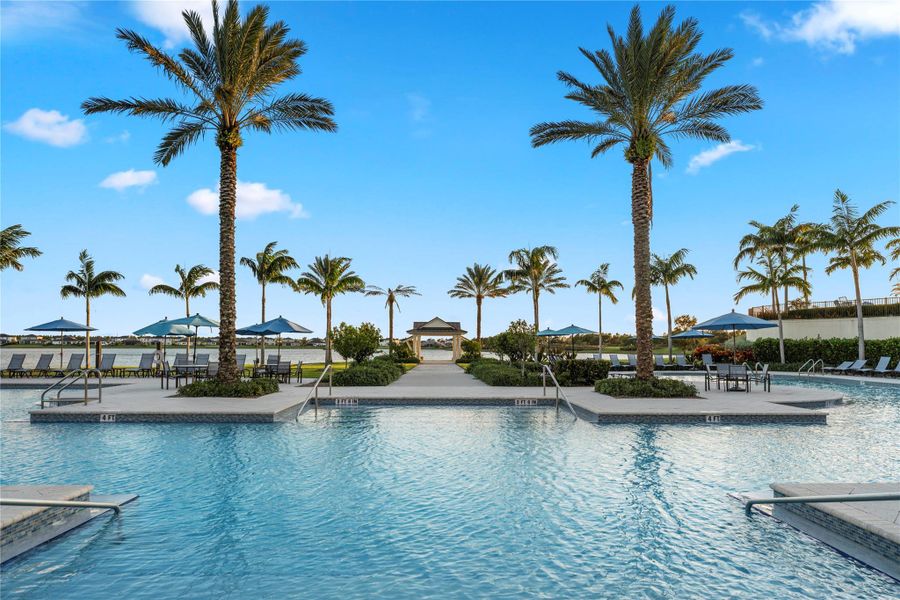 Community amenities in Arden: The Waterford Collection, Loxahatchee (Image 46).