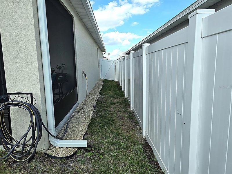 Exterior details and patio area of a home in Wind Meadows South, Bartow (Image 3).