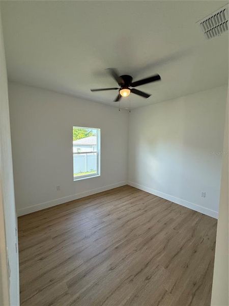 Spacious, unfurnished interior of a new home in , Ocala (Image 15).