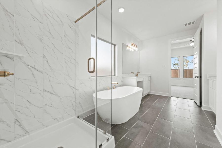 Representative image. Features, specifications, selections and colors may vary. Representative image. Features, specifications, selections and colors may vary.