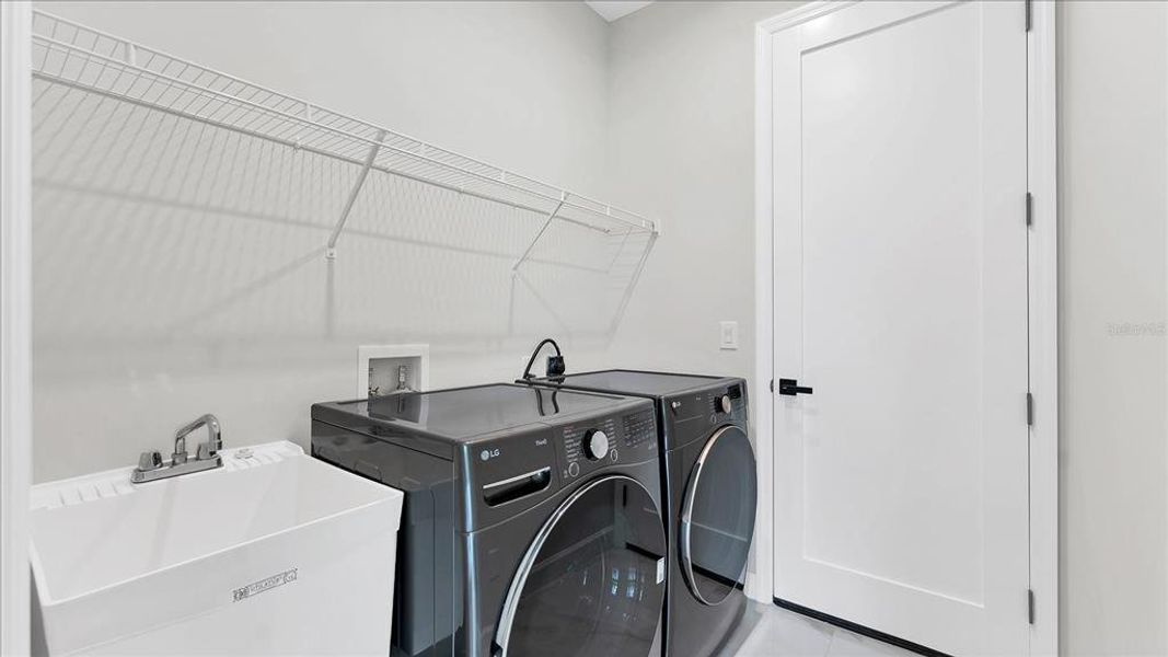 Close-up of interior finishes inside a home in , Placida (Image 13). Close-up of interior finishes inside a home in , Placida (Image 13).