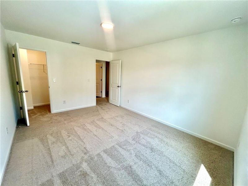 Spacious, unfurnished interior of a new home in , Locust Grove (Image 26).