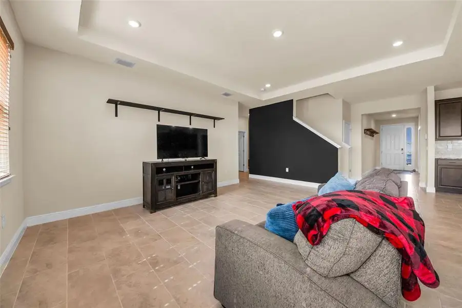 Furnished interior view inside a new home in Mangrove Manor, Apollo Beach (Image 8). Furnished interior view inside a new home in Mangrove Manor, Apollo Beach (Image 8).