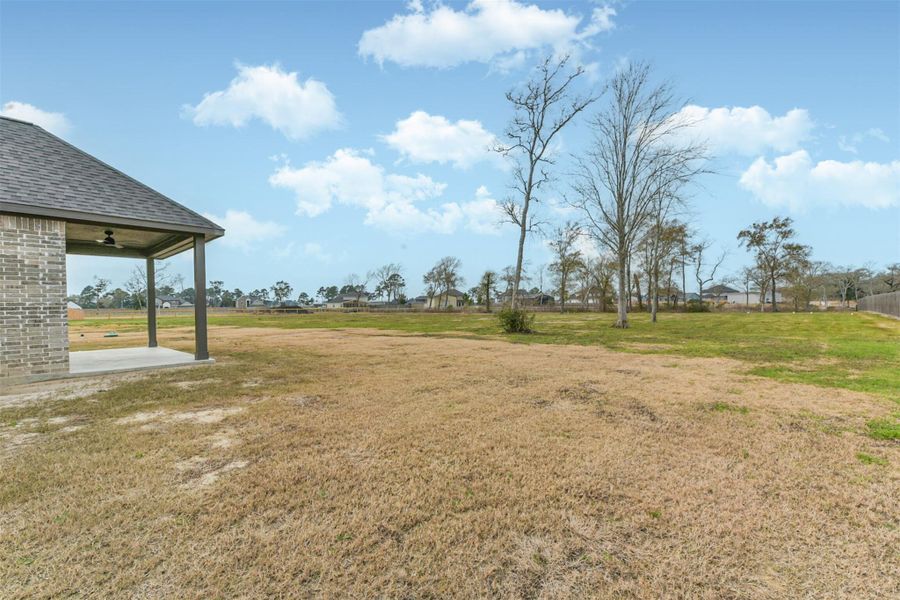 Exterior details and patio area of a home in , Baytown (Image 24).