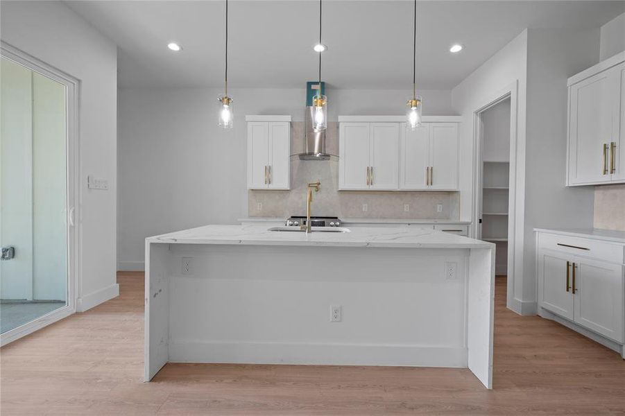 Furnished interior view inside a new home in , Dallas (Image 18). Furnished interior view inside a new home in , Dallas (Image 18).