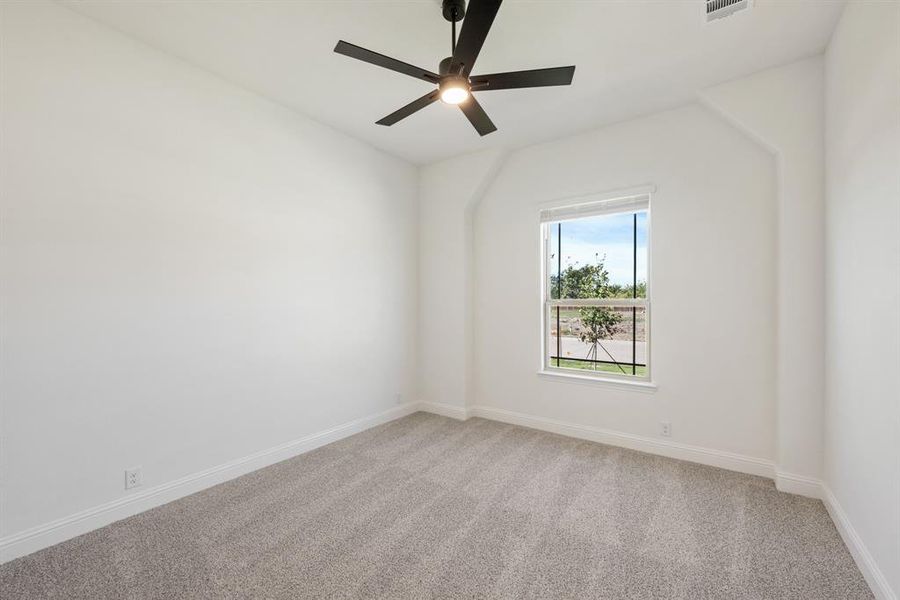 Spacious, unfurnished interior of a new home in East Oak Creek 60-65, Commerce (Image 30).