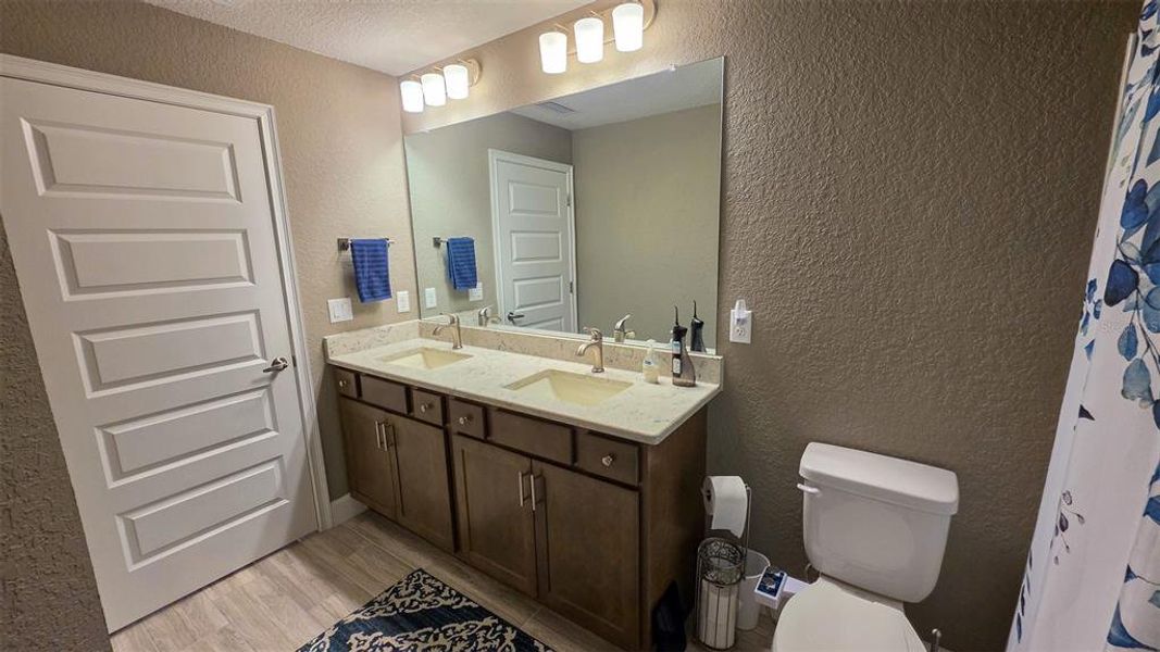 Furnished interior view inside a new home in , Homosassa (Image 46).