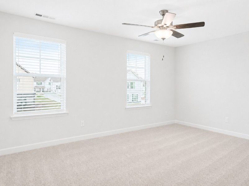 Spacious, unfurnished interior of a new home in Wheatfield, Shelbyville (Image 15).