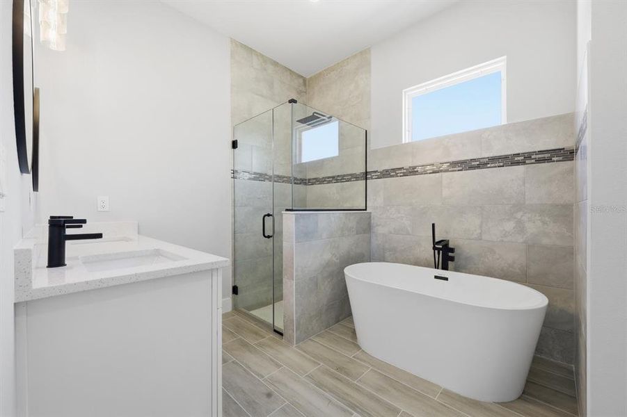 Furnished interior view inside a new home in , Ocala (Image 14).