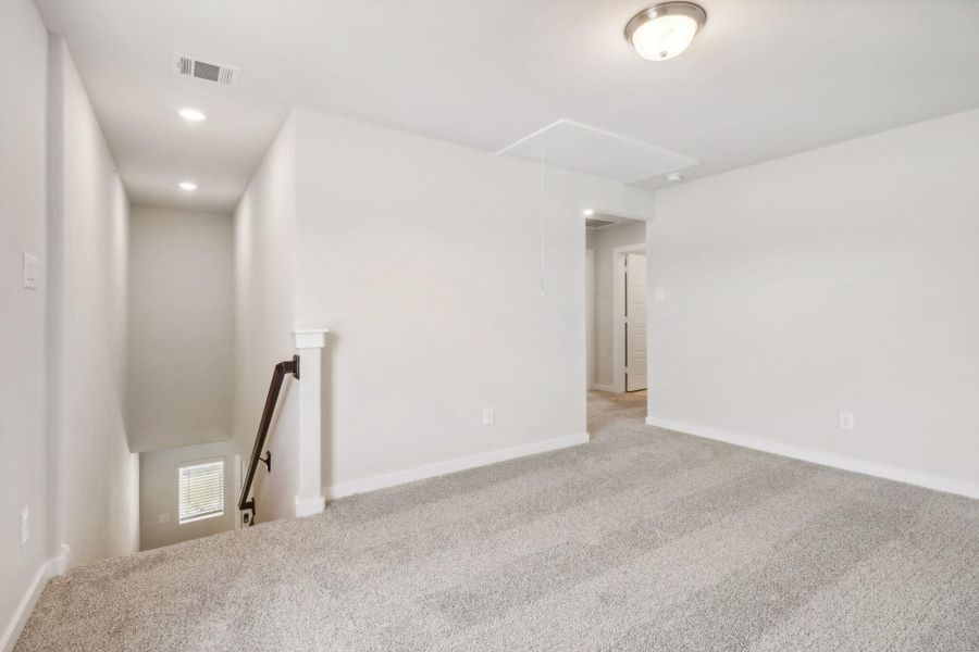 Photo is not of the actual home, but is an inspirational photo of builder’s model home and may depict options, furnishings, and/or decorator features that are not included Photo is not of the actual home, but is an inspirational photo of builder’s model home and may depict options, furnishings, and/or decorator features that are not included