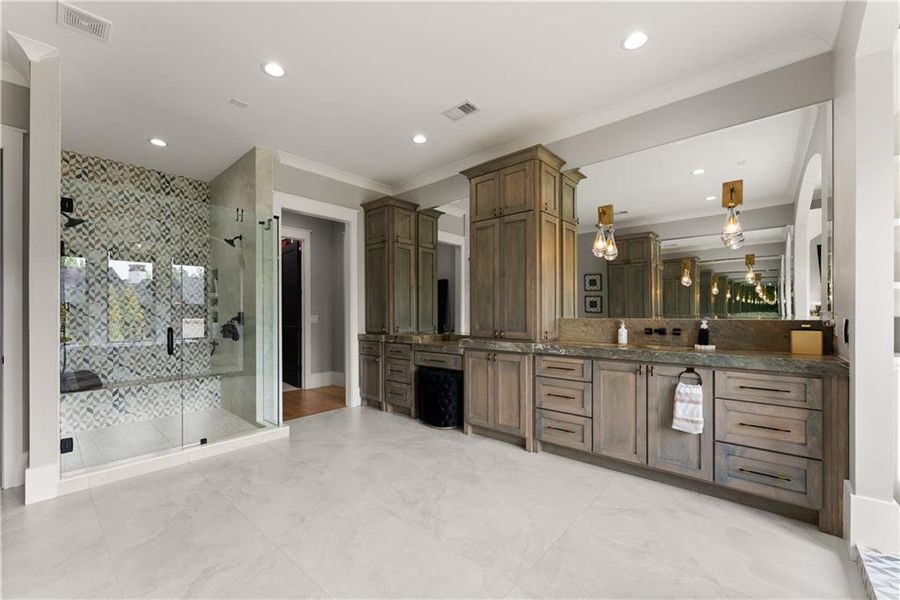 Furnished interior view inside a new home in , Jefferson (Image 67).