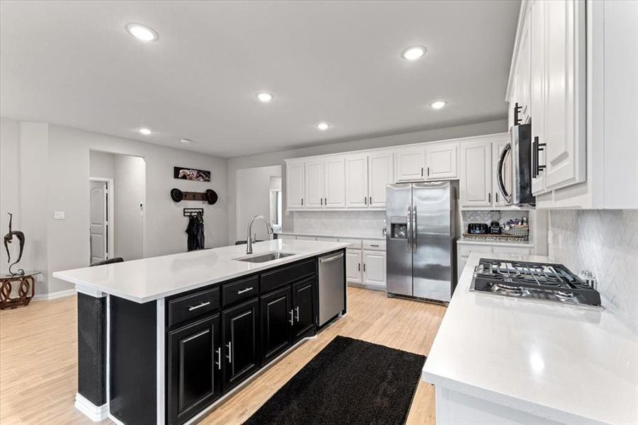 Furnished interior view inside a new home in Lakeview Heights, Azle (Image 11).