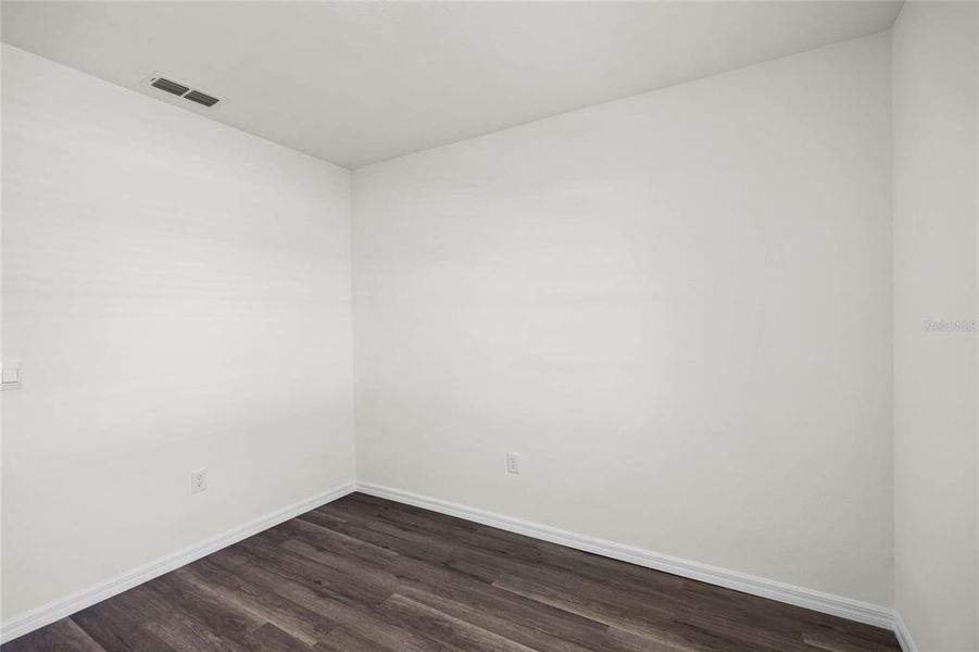 Spacious, unfurnished interior of a new home in , Winter Haven (Image 24).