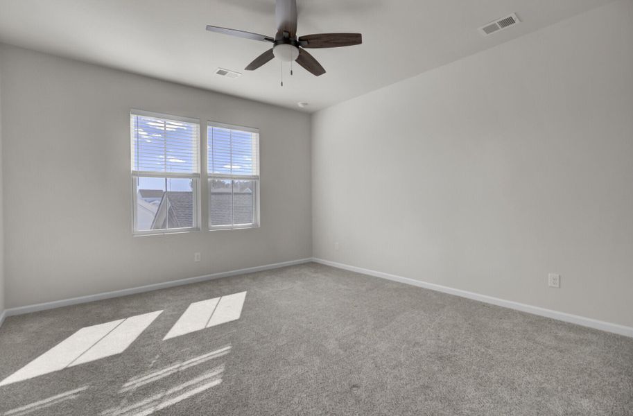 Spacious, unfurnished interior of a new home in , Summerville (Image 42).