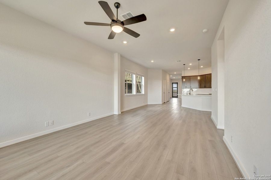 Spacious, unfurnished interior of a new home in , New Braunfels (Image 17). Spacious, unfurnished interior of a new home in , New Braunfels (Image 17).