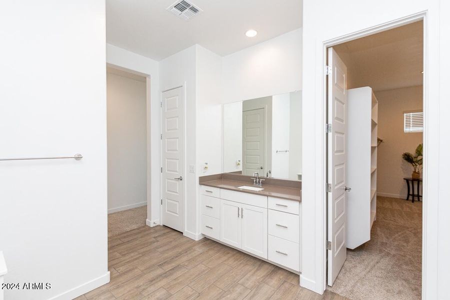 Primary Bathroom/split vanities