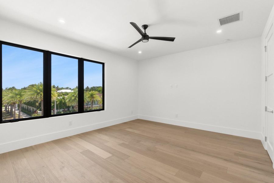 Spacious, unfurnished interior of a new home in , West Palm Beach (Image 18). Spacious, unfurnished interior of a new home in , West Palm Beach (Image 18).