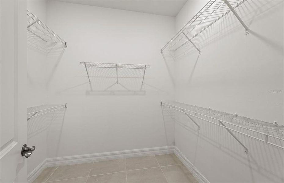 Spacious, unfurnished interior of a new home in Cedar Grove at The Woodlands, North Port (Image 18).