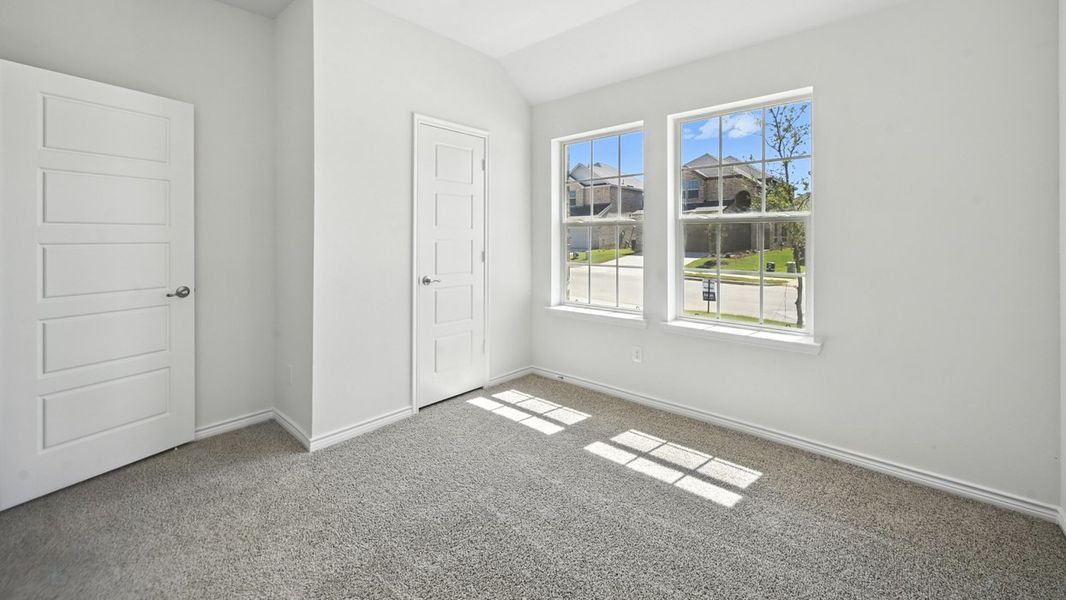 Spacious, unfurnished interior of a new home in Fireside by the Lake, Garland (Image 26).