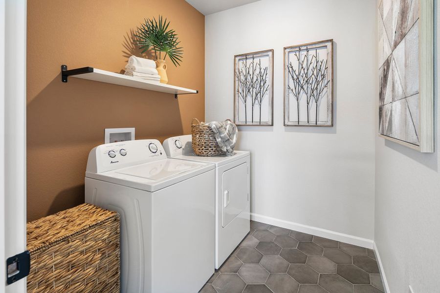 Furnished interior view inside a new home in Sugar Mill Village, Longmont (Image 24).