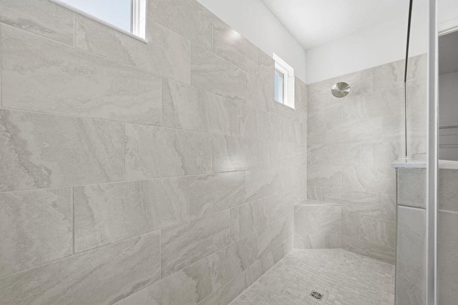 532 SE Ranch Oak Circle ~ Ready Now