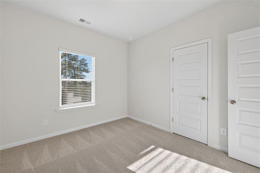 Spacious, unfurnished interior of a new home in Franklin Manor, Lawrenceville (Image 42).