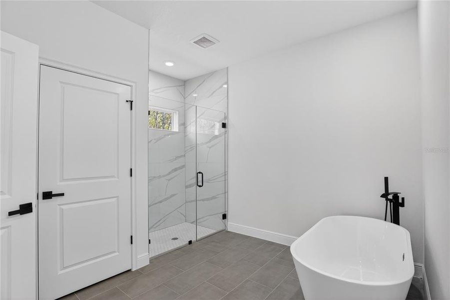 Furnished interior view inside a new home in , Citrus Springs (Image 7).