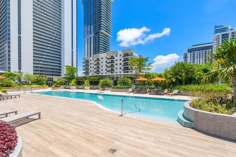 Condo located in Miami, FL showcasing its design and architecture (Image 30). Condo located in Miami, FL showcasing its design and architecture (Image 30).