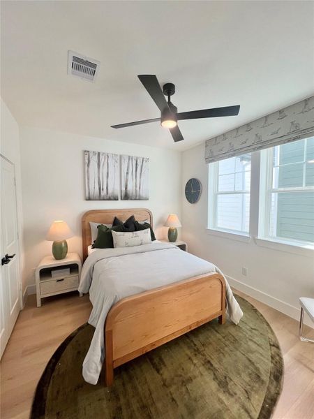 Furnished interior view inside a new home in Thornton Oaks, Houston (Image 9).