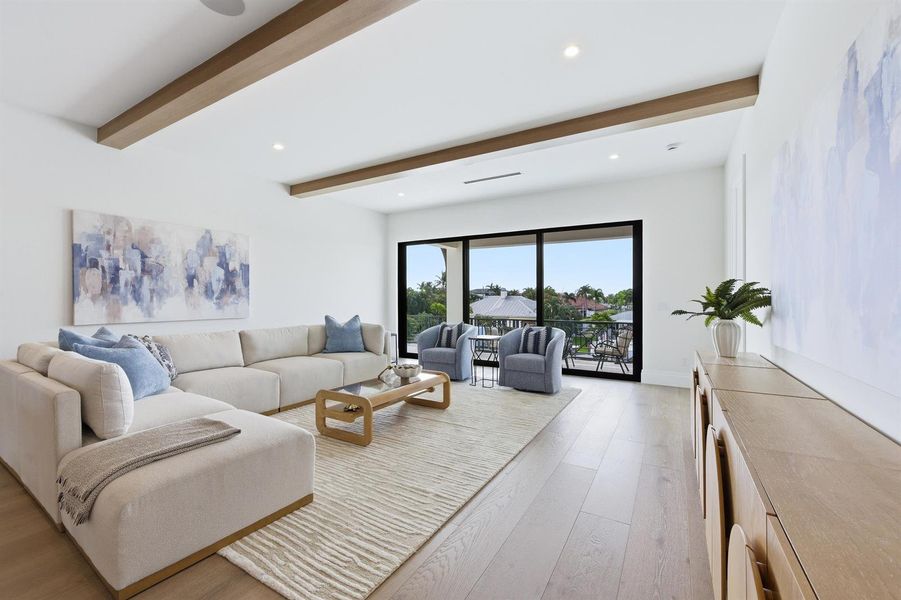 LOFT LOFT