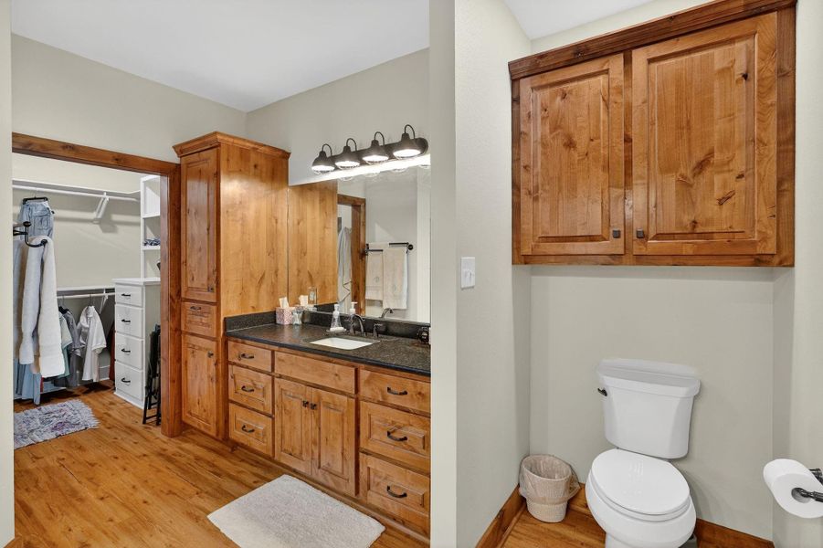 Furnished interior view inside a new home in , Franklin (Image 16).